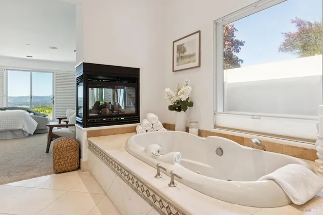 $5,995,000 | 215 Kreuzer Lane, Napa, CA 94559