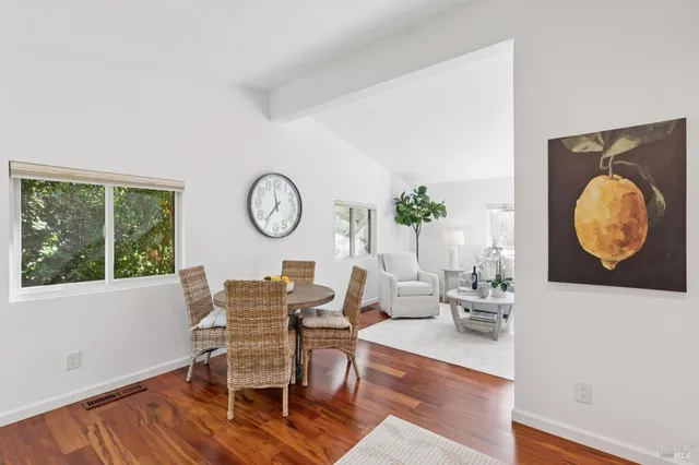 $5,995,000 | 215 Kreuzer Lane, Napa, CA 94559