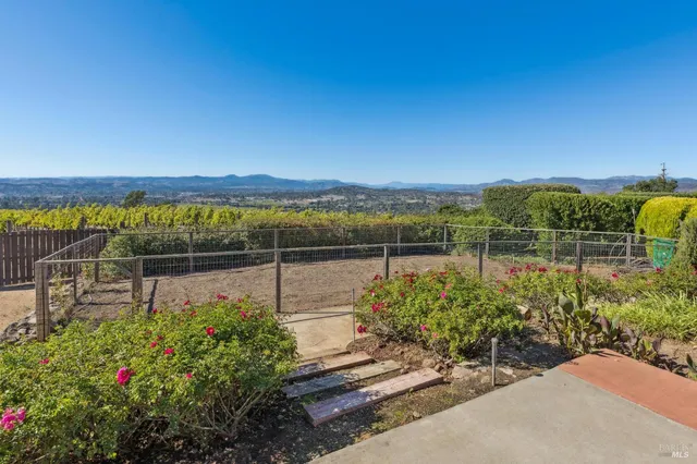 $5,995,000 | 215 Kreuzer Lane, Napa, CA 94559