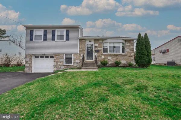 $475,000 | 31 West End Drive, Lansdale, PA 19446