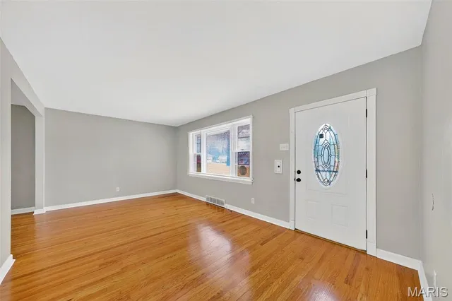 $154,900 | 9279 Dell Court, St. Louis, MO 63137