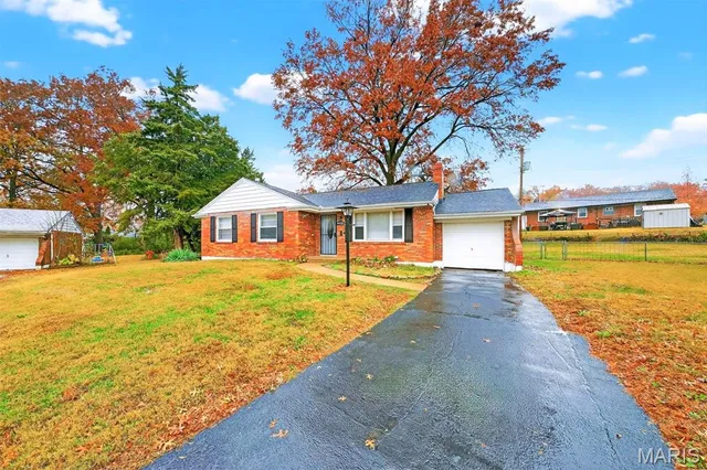 $154,900 | 9279 Dell Court, St. Louis, MO 63137