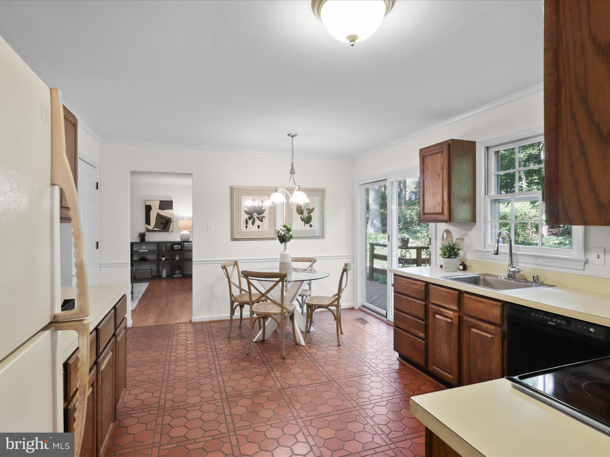 7449 Maple Branch Road Clifton, VA 20124 - Photo 8 of 41 Gallery Image 8