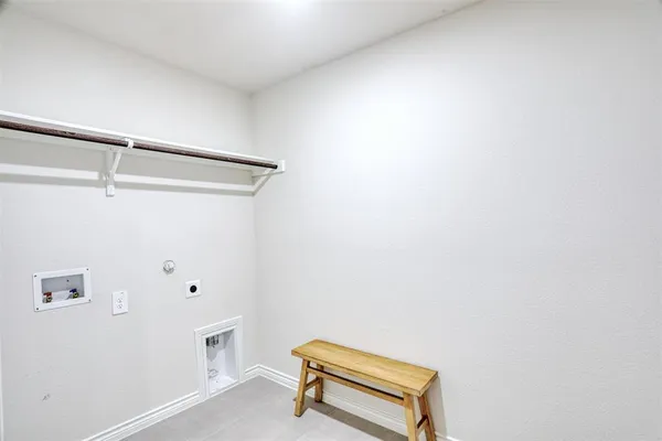 $315,000 | 9813 Daisy Mae, Aubrey, TX 76227