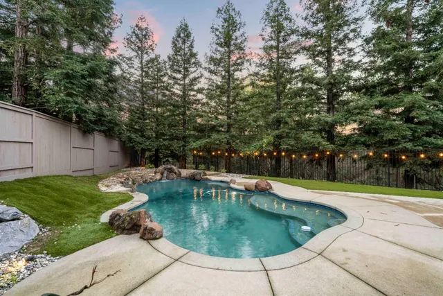 $1,495,000 | 8085 Chestnut Court, Granite Bay, CA 95746