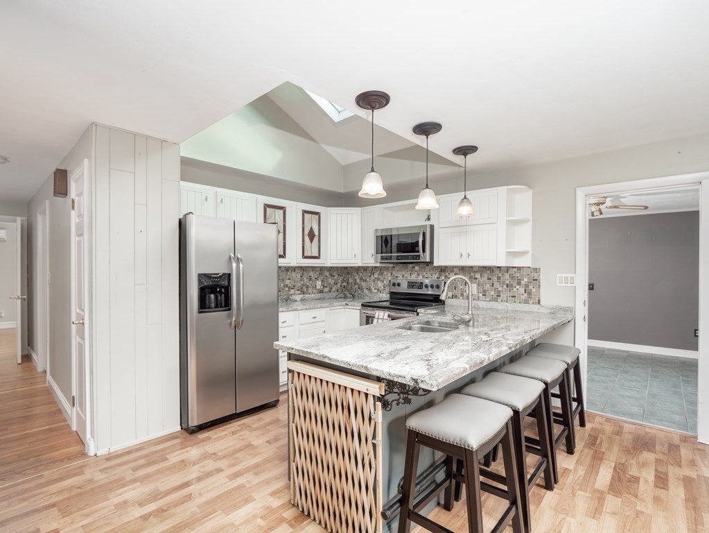 76 Sherman Road Dedham, MA 02026 - Photo 11 of 40 Gallery Image 11