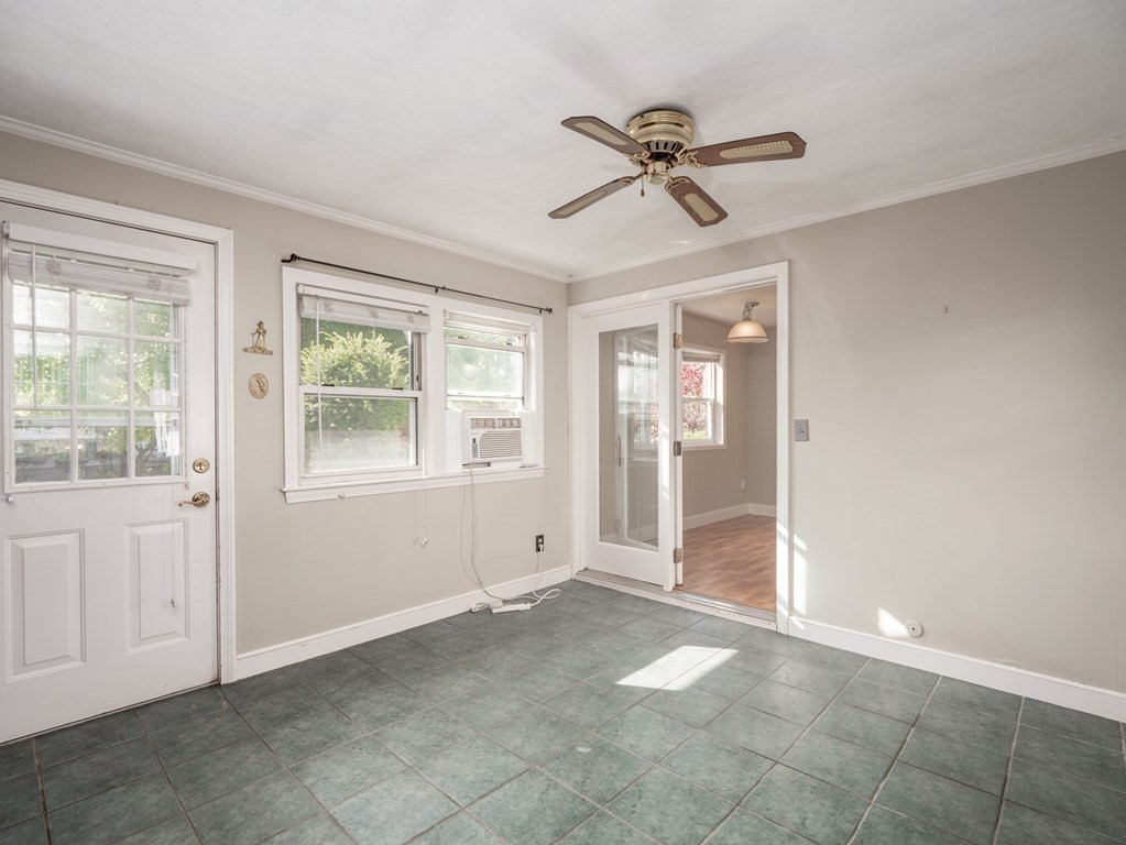 76 Sherman Road Dedham, MA 02026 - Photo 7 of 40 Gallery Image 7