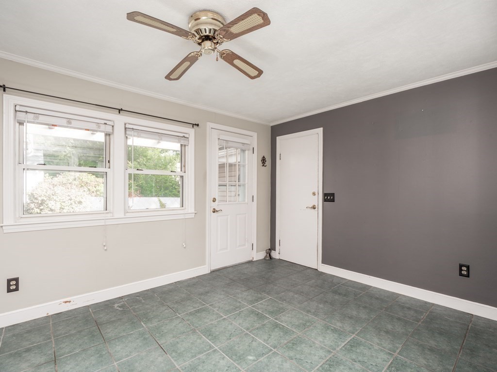 76 Sherman Road Dedham, MA 02026 - Photo 8 of 40 Gallery Image 8
