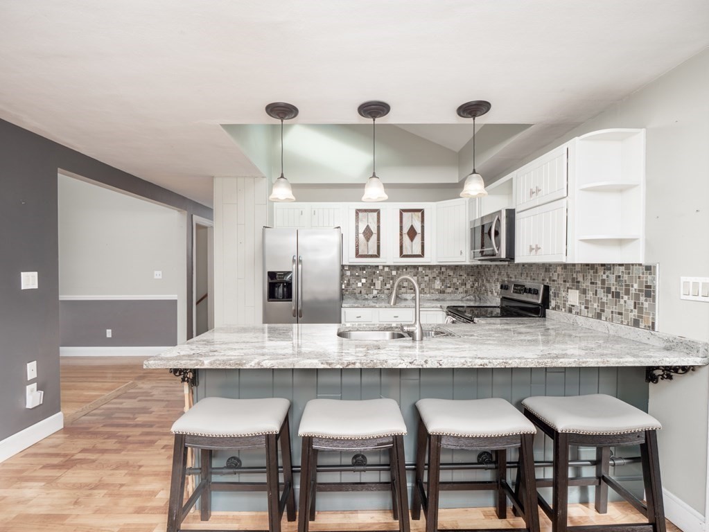 76 Sherman Road Dedham, MA 02026 - Photo 10 of 40 Gallery Image 10