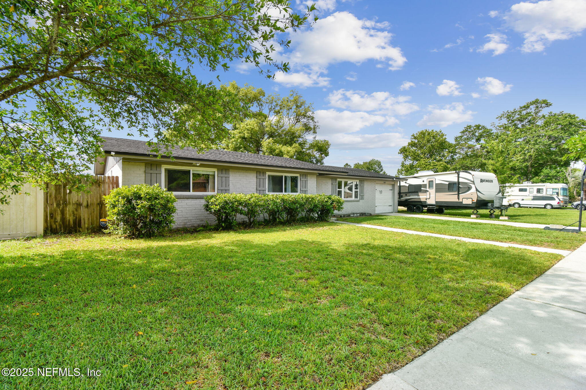 8544 Ruckman Avenue Jacksonville, FL 32221 - Photo 3 of 34 Side view