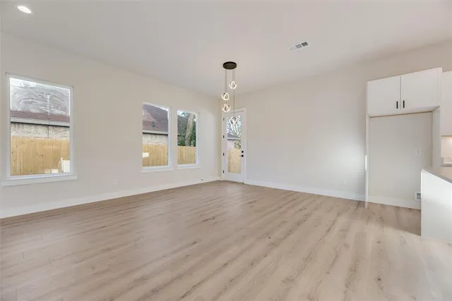 $429,700 | 2507 Fatima Avenue, Dallas, TX 75241