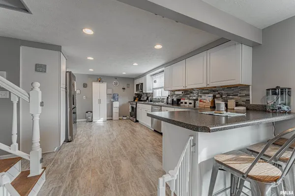 $210,000 | 109 South Main Street, Saybrook, IL 61770