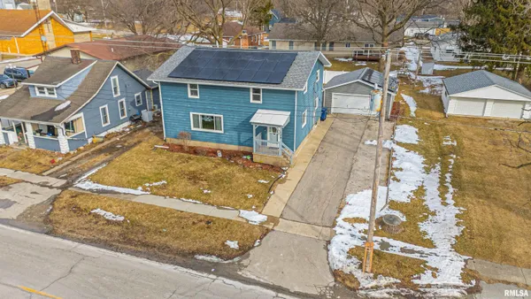 $210,000 | 109 South Main Street, Saybrook, IL 61770