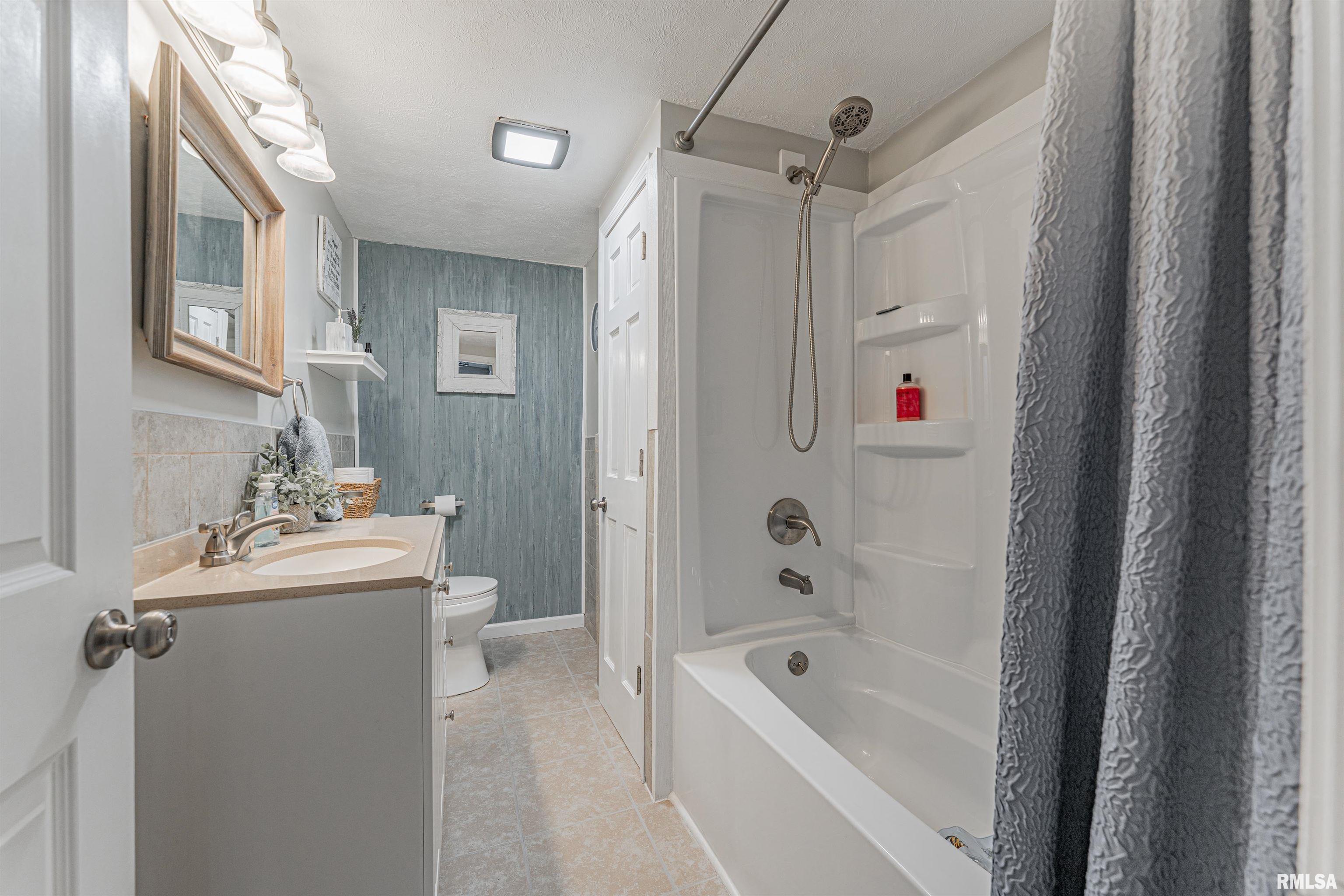 109 South Main Street Saybrook, IL 61770 - Photo 21 of 39