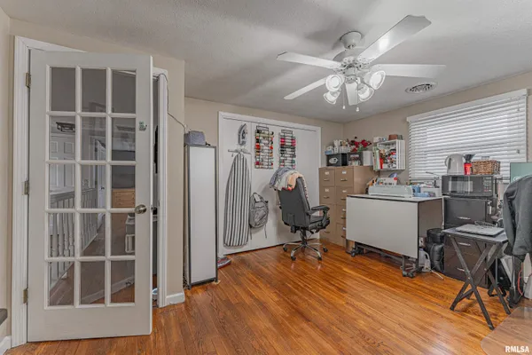 $210,000 | 109 South Main Street, Saybrook, IL 61770