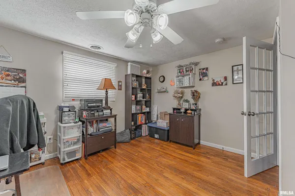 $210,000 | 109 South Main Street, Saybrook, IL 61770