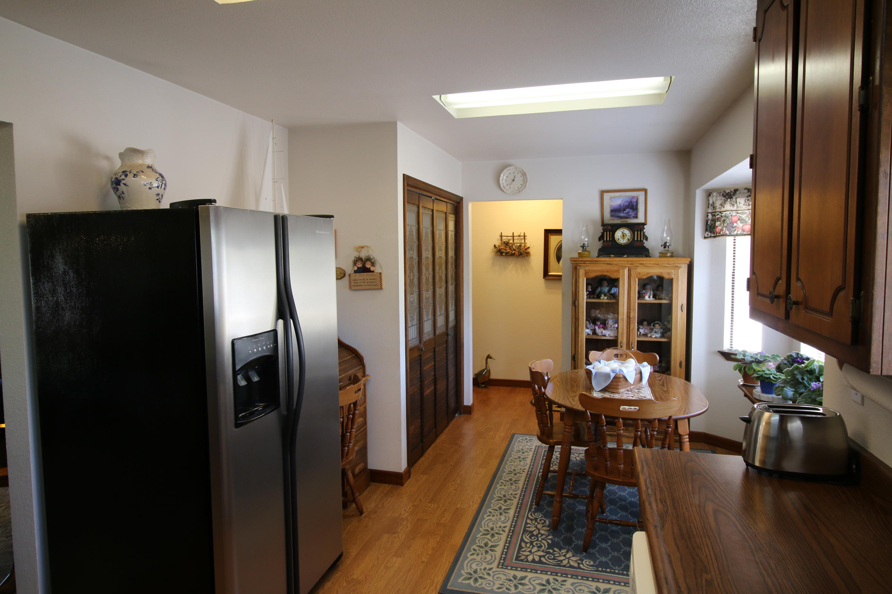 21242 Boyle Road Redding, CA 96003 - Photo 15 of 28 2016-10-19 00.33.25