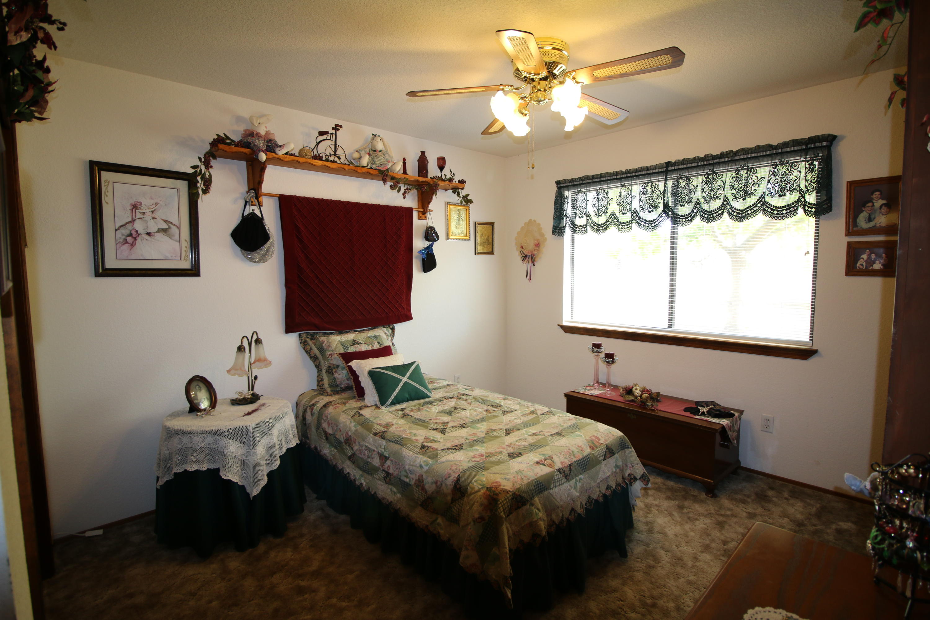 21242 Boyle Road Redding, CA 96003 - Photo 25 of 28 2016-10-19 00.43.42