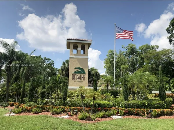 $2,100 | 251 Palm Circle West, Unit 107, Pembroke Pines, FL 33025