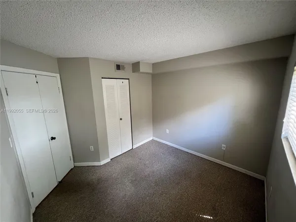 $2,100 | 251 Palm Circle West, Unit 107, Pembroke Pines, FL 33025