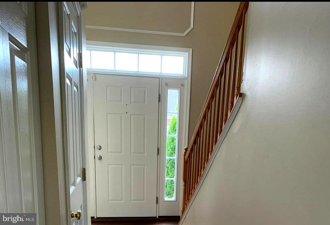 1502 Shellford Lane Accokeek, MD 20607 - Photo 5 of 39 Foyer