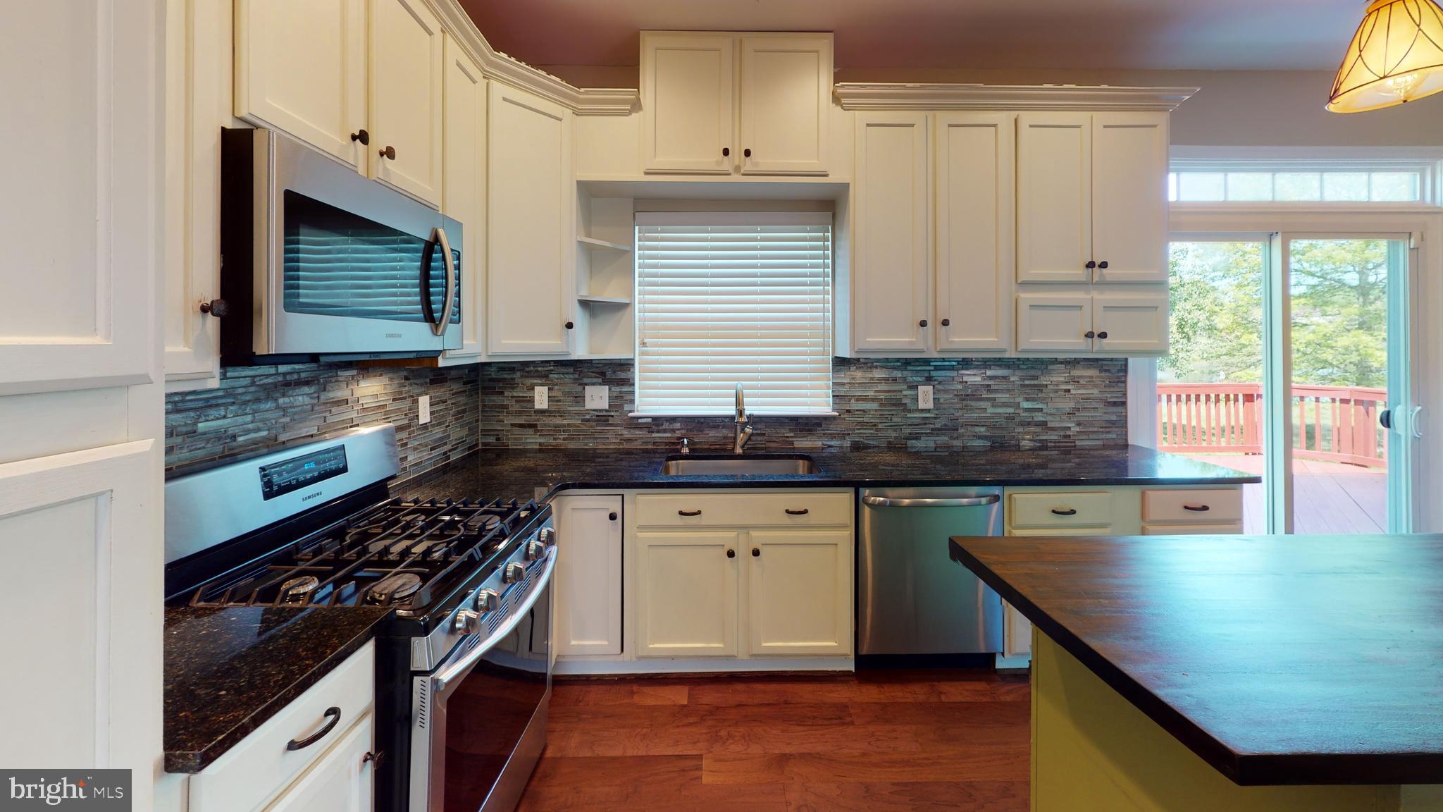 1502 Shellford Lane Accokeek, MD 20607 - Photo 9 of 39 The chef will fall in love with the eat-in kitchen