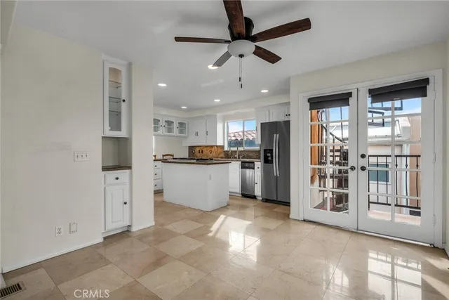 $10,000 | 4113 Highland Avenue, Manhattan Beach, CA 90266