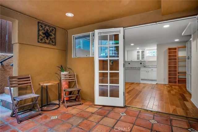 $10,000 | 4113 Highland Avenue, Manhattan Beach, CA 90266