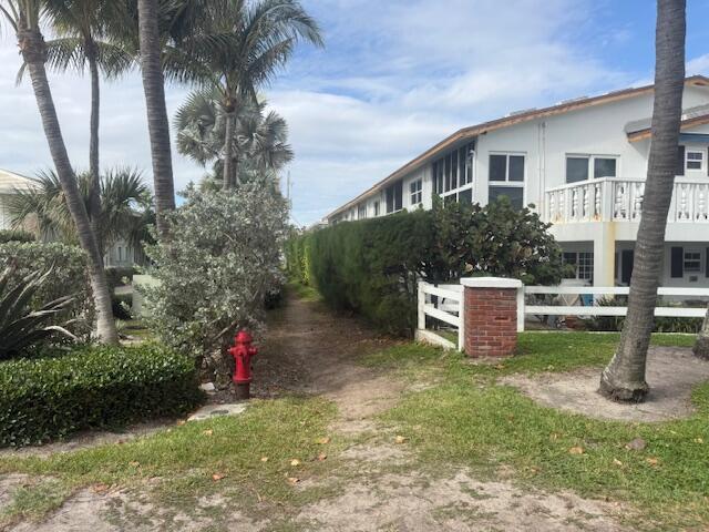 5520 North Ocean Boulevard, Unit 111 Ocean Ridge, FL 33435 - Photo 44 of 63 access path to private beach