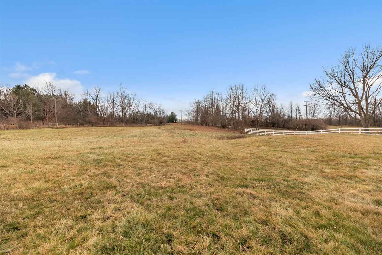 4022 Peters Road Columbiaville, MI 48421 - Photo 29 of 32 50029880-29.JPG