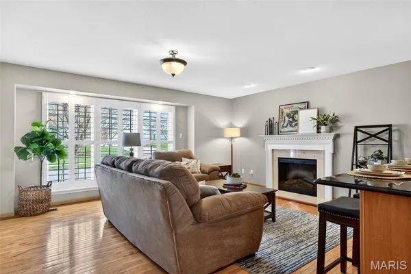 $216,000 | 12121 McKelvey Place, Unit 101, Bridgeton, MO 63044