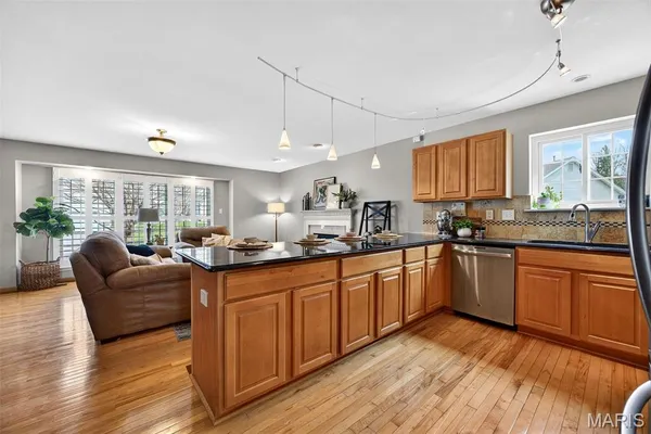 $216,000 | 12121 McKelvey Place, Unit 101, Bridgeton, MO 63044