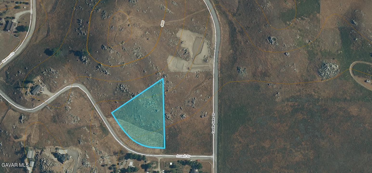 10 Assault Drive Tehachapi, CA 93561 - Photo 5 of 12 a picture of a bathroom with a shower