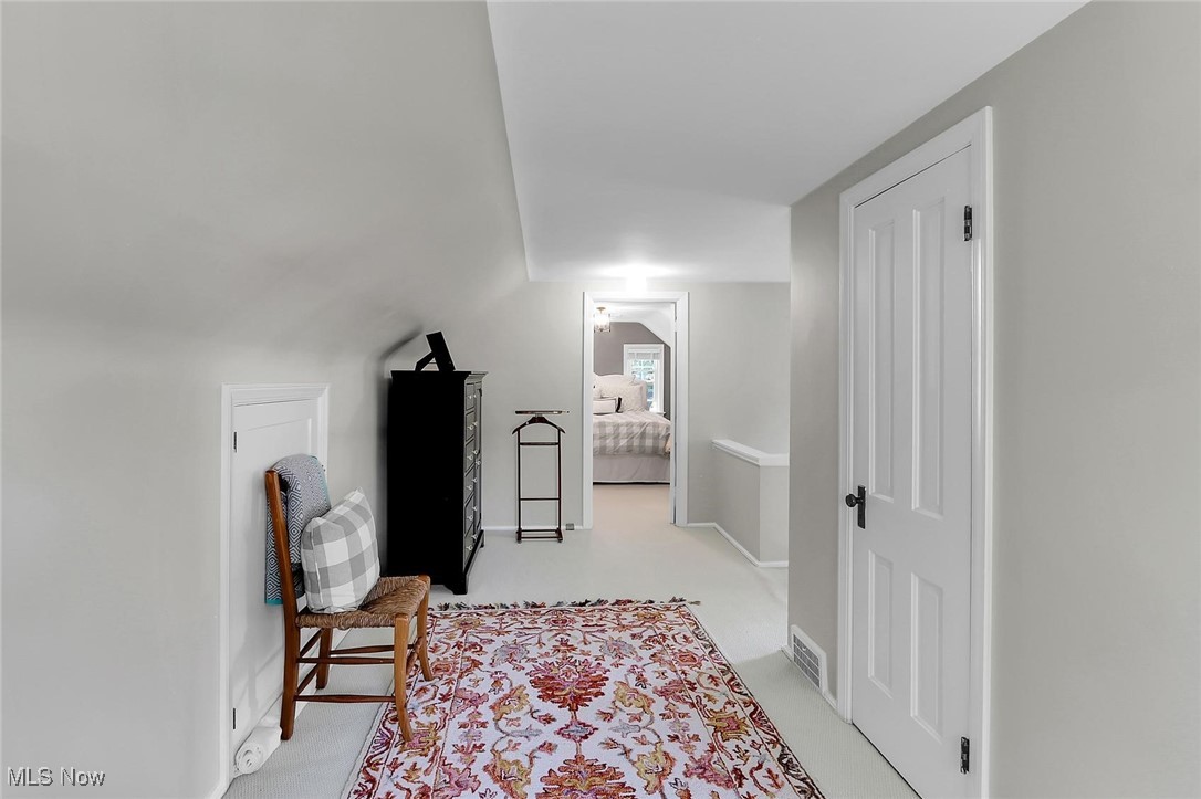 2350 Roxboro Road Cleveland Heights, OH 44106 - Photo 16 of 19
