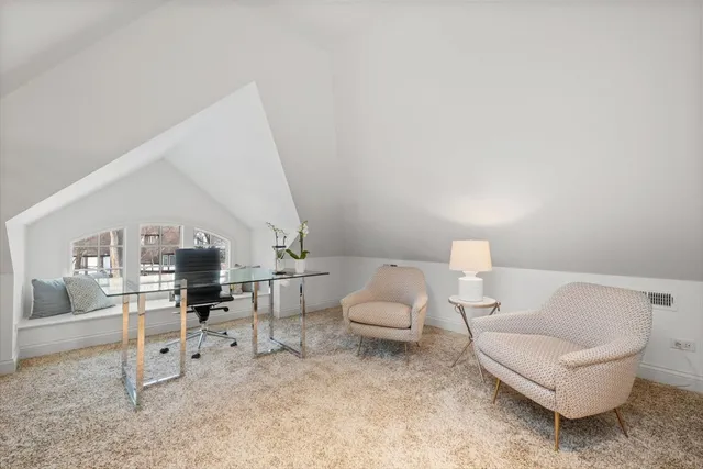 $2,850,000 | 611 Elmwood Avenue, Wilmette, IL 60091