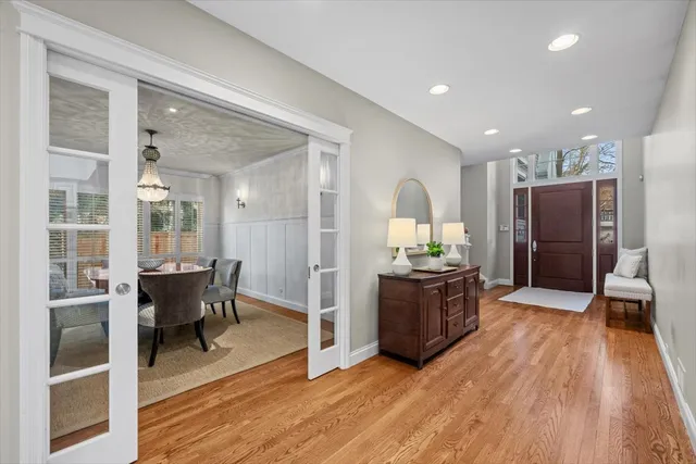 $2,850,000 | 611 Elmwood Avenue, Wilmette, IL 60091