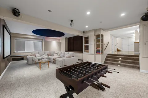 $2,850,000 | 611 Elmwood Avenue, Wilmette, IL 60091