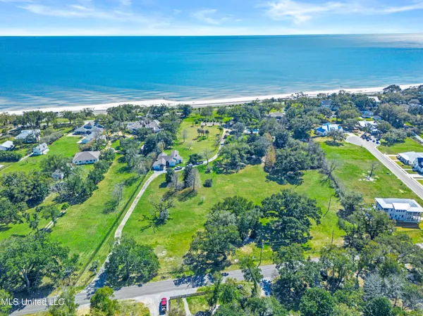 $5,499,000 | 845 East Scenic Drive, Pass Christian, MS 39571