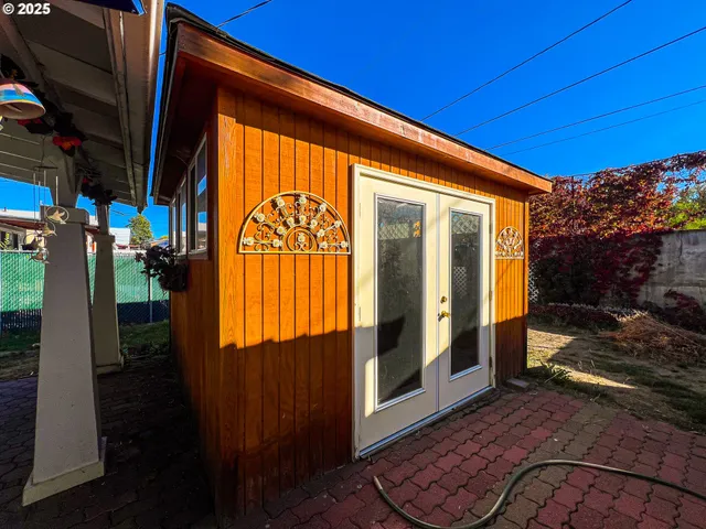 $220,000 | 314 Northwest 3rd Avenue, John Day, OR 97845