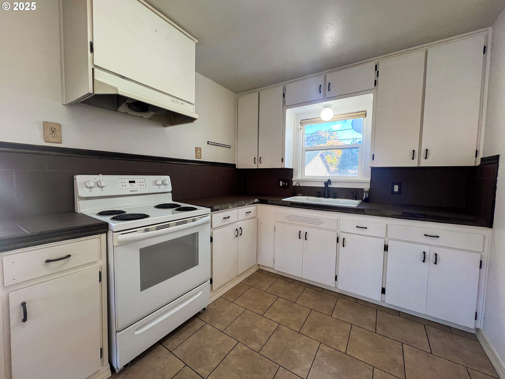 314 Northwest 3rd Avenue John Day, OR 97845 - Photo 8 of 41