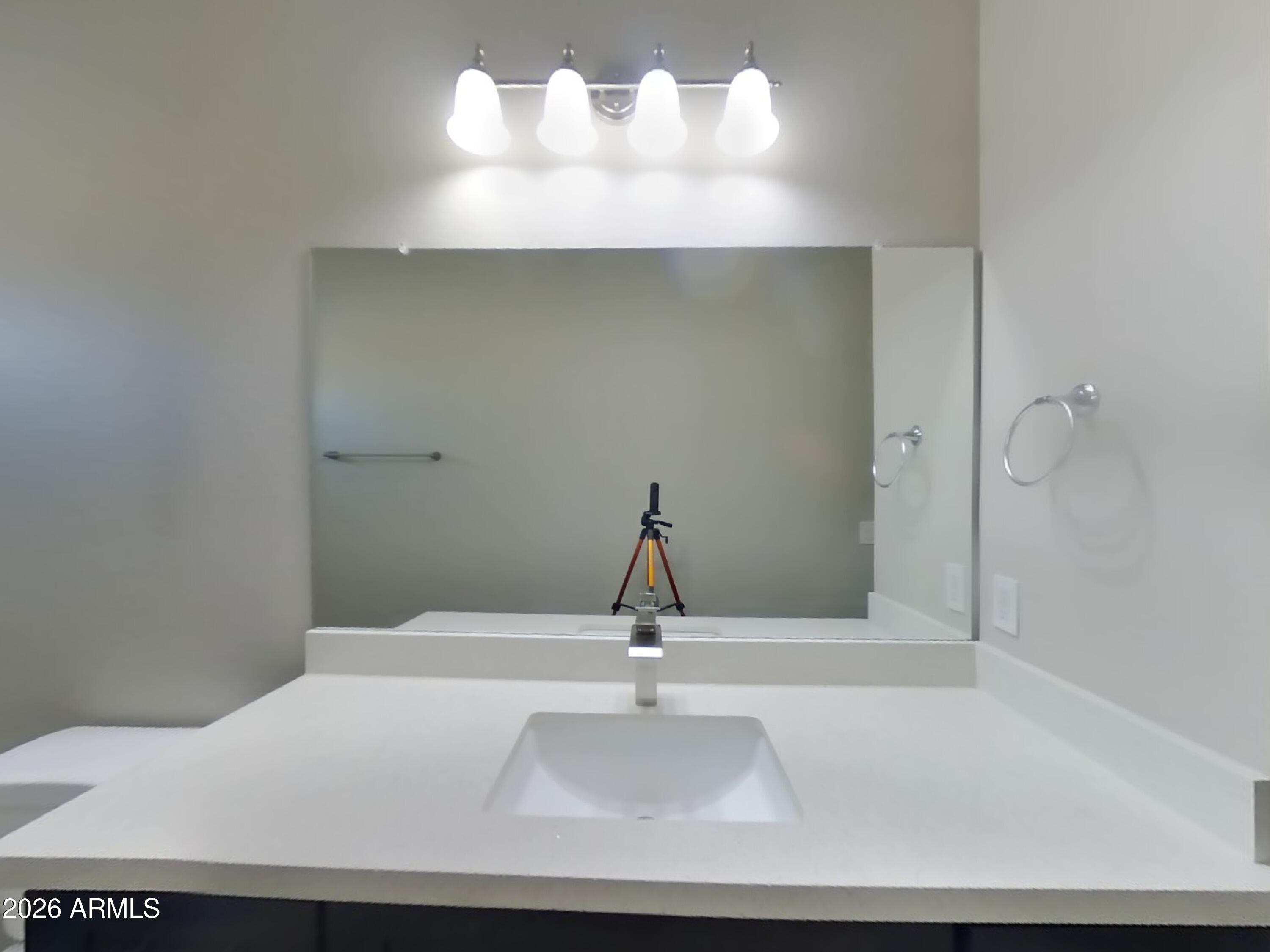 4411 South 19th Street Phoenix, AZ 85040 - Photo 13 of 16 12_Image_LXynVnMgQ8