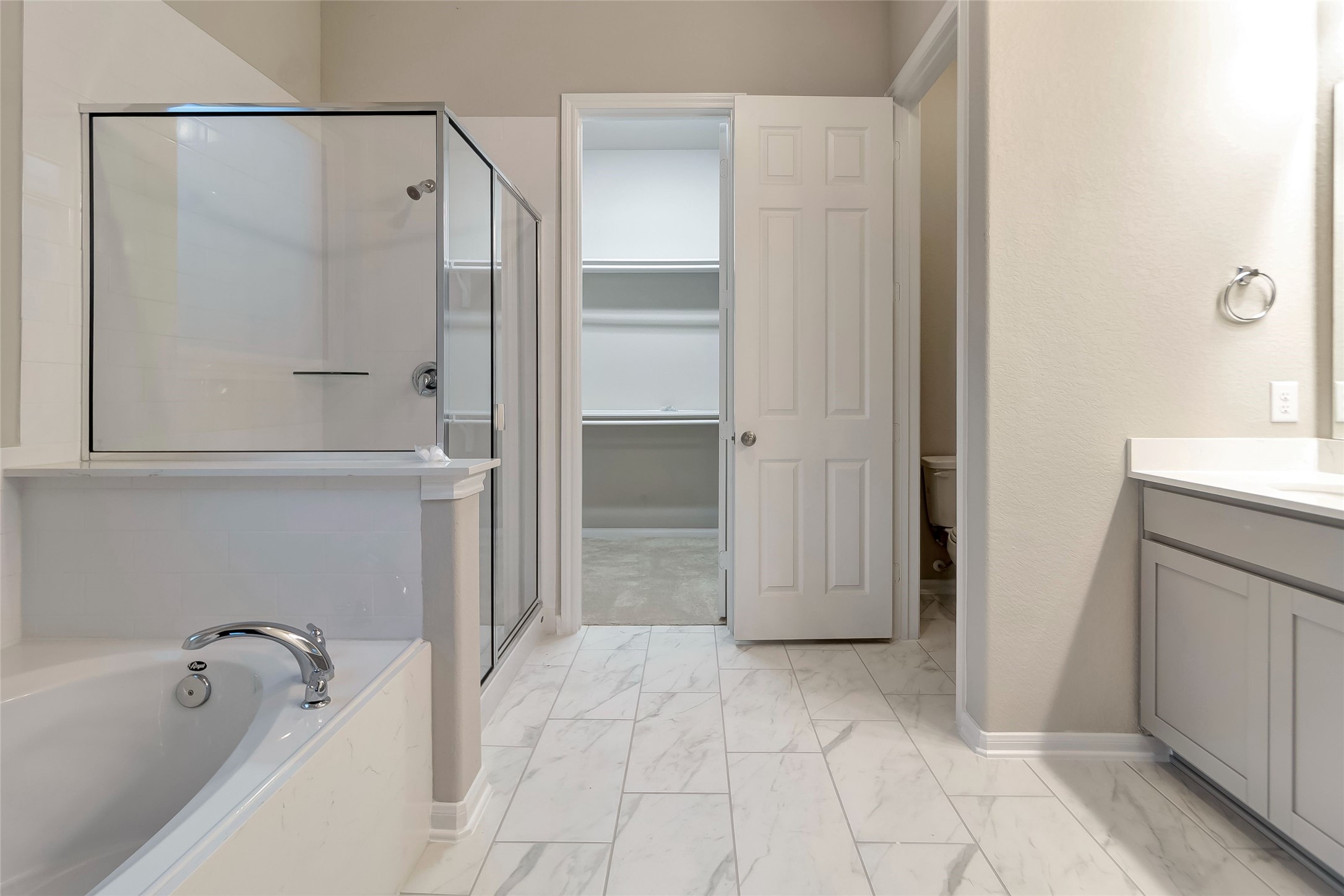 2018 Indigo Rdg Drive Crosby, TX 77532 - Photo 6 of 35 Sample product photo. Actual exterior and interior selections may vary by homesite. Photo may be virtually staged