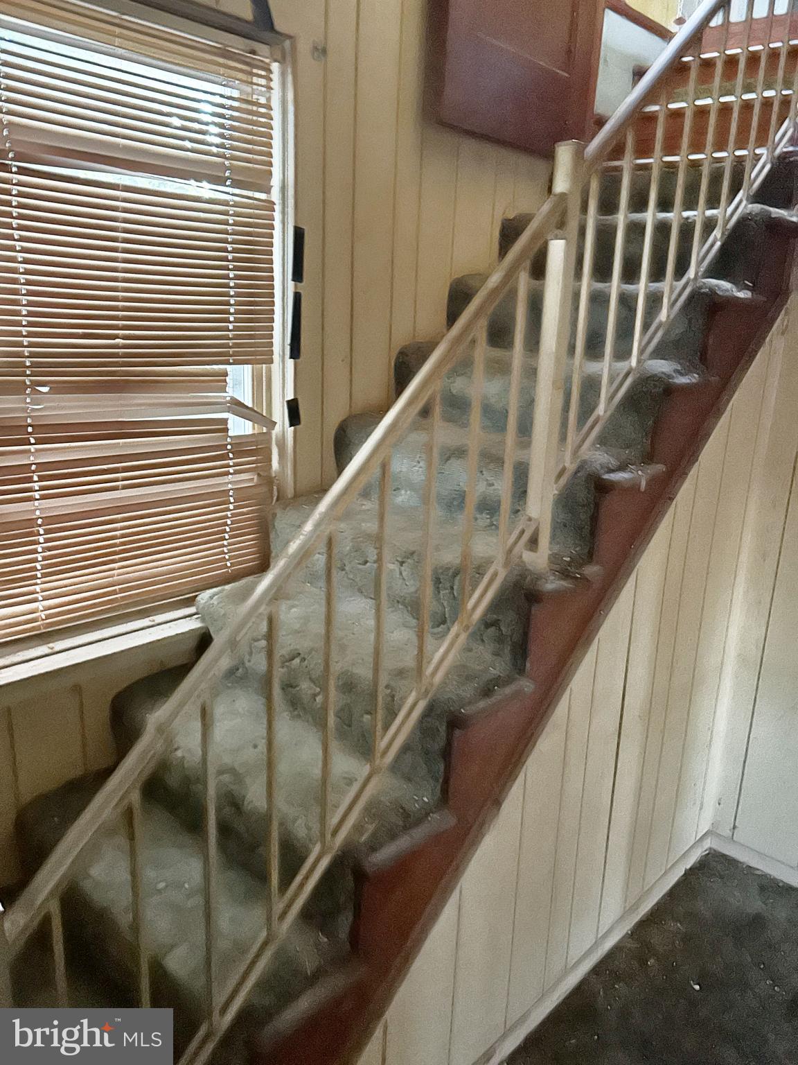 200 Pinewood Road Dundalk, MD 21222 - Photo 11 of 14 a view of entryway