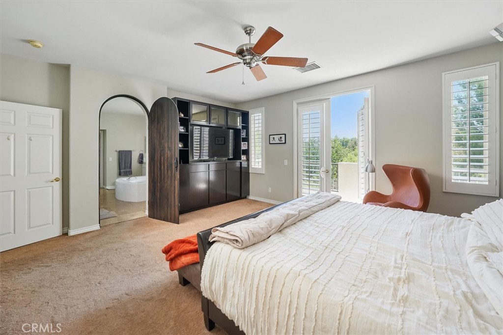 26800 Fairlain Drive Valencia, CA 91355 - Photo 16 of 39