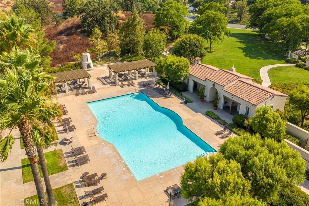 26800 Fairlain Drive Valencia, CA 91355 - Photo 32 of 39