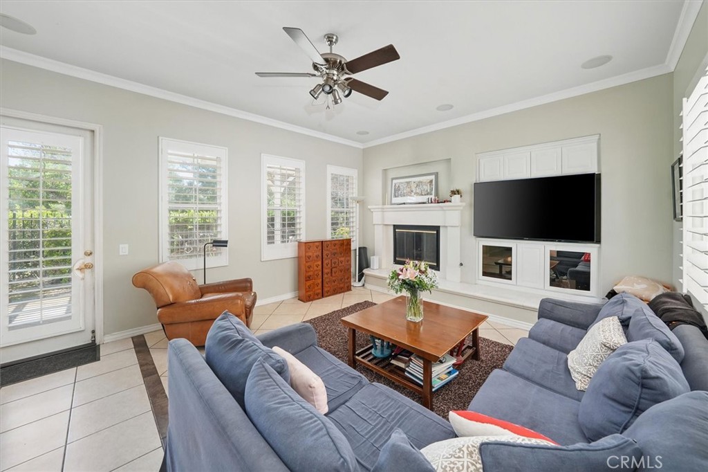 26800 Fairlain Drive Valencia, CA 91355 - Photo 7 of 39