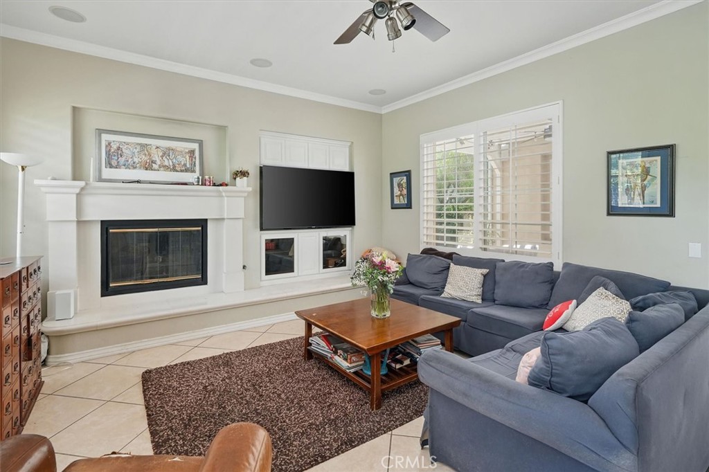 26800 Fairlain Drive Valencia, CA 91355 - Photo 8 of 39