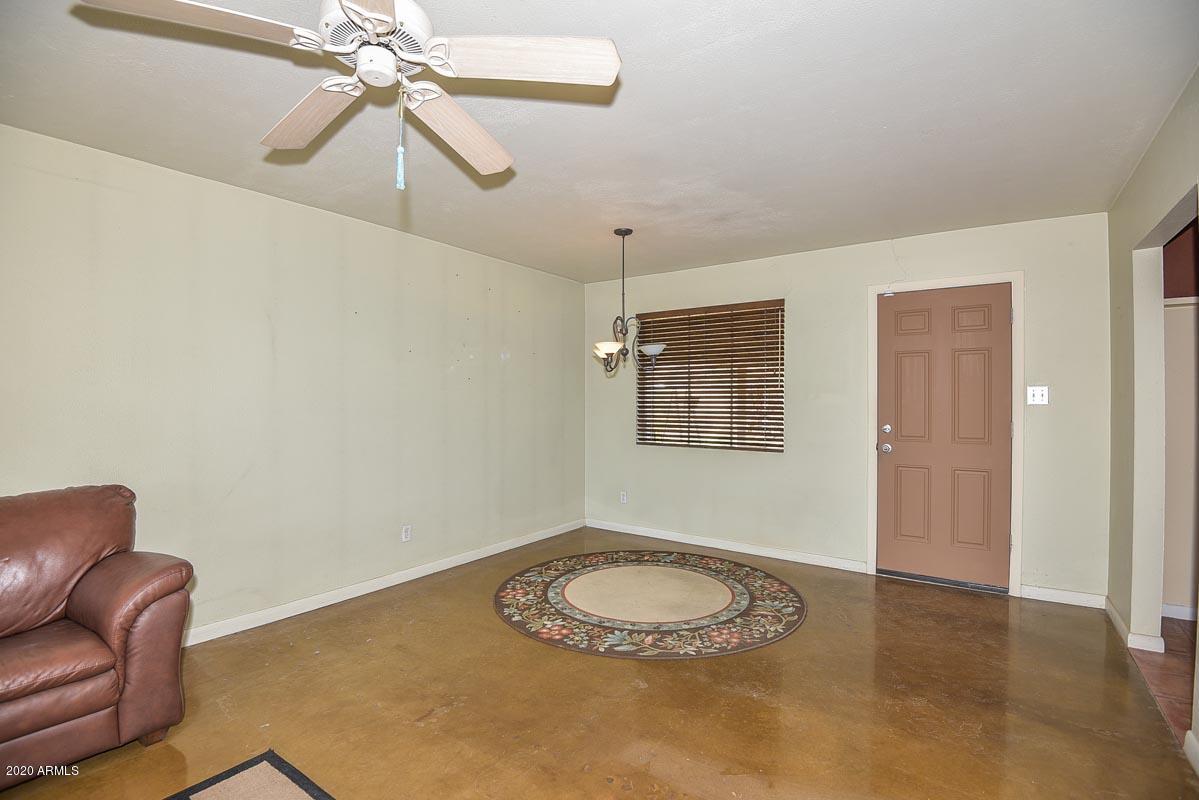 3944 West Griswold Road Phoenix, AZ 85051 - Photo 9 of 25 Dining Room
