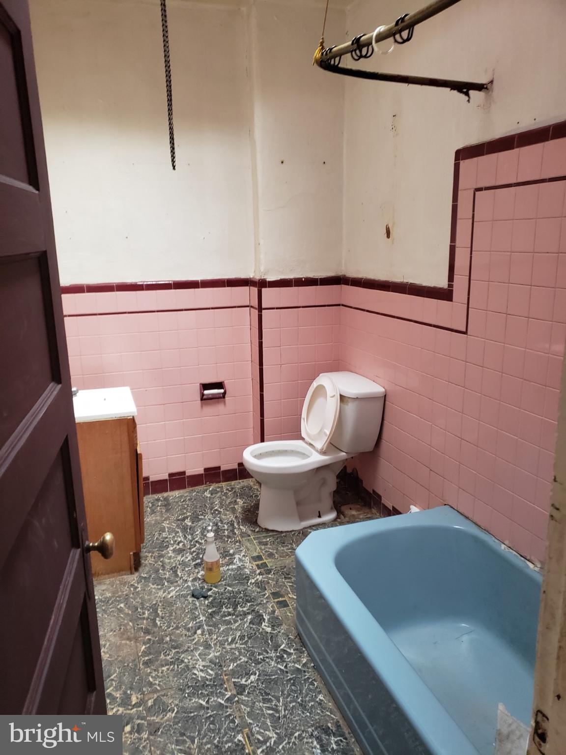 5108 Warrington Avenue Philadelphia, PA 19143 - Photo 2 of 12 Gallery Image 2