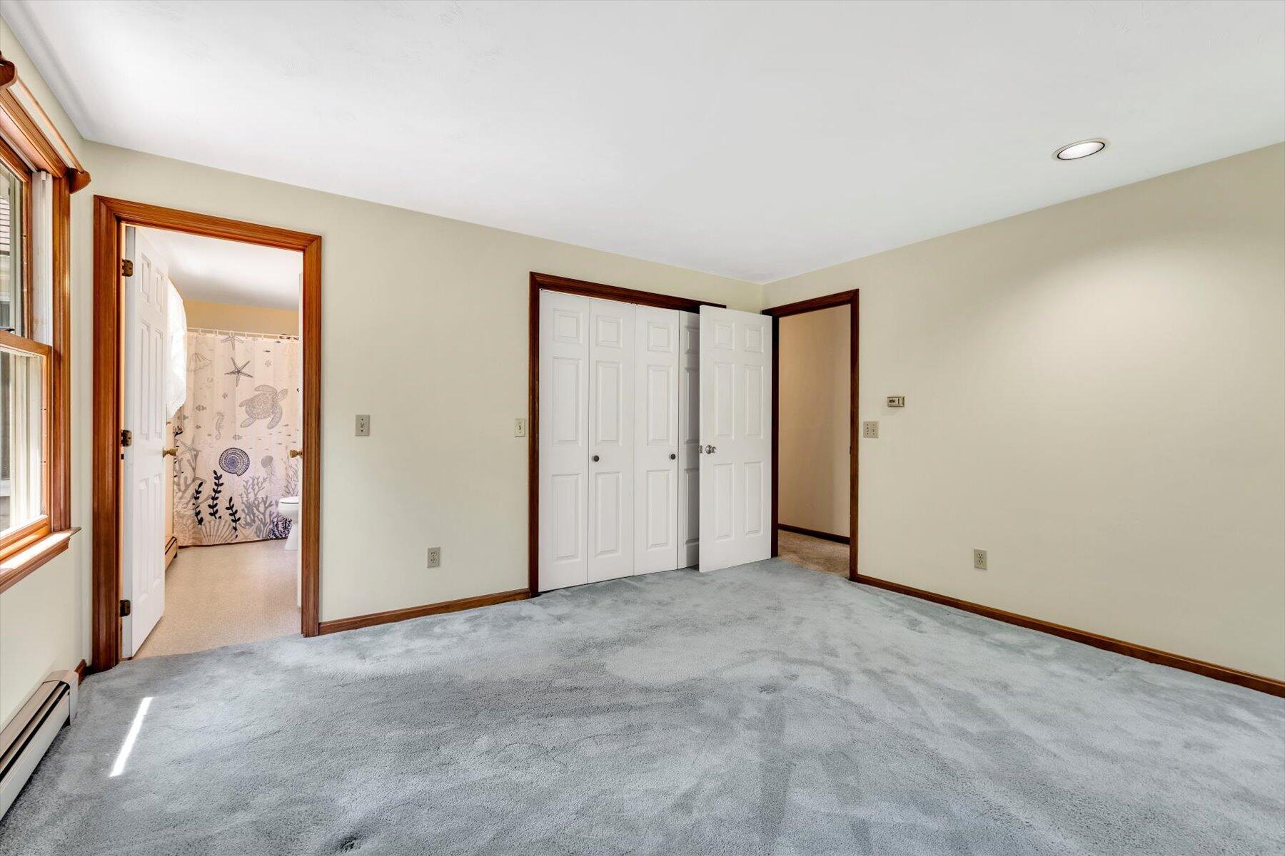 18 Pheasant Run Road Harwich, MA 02645 - Photo 25 of 51 an empty room with window